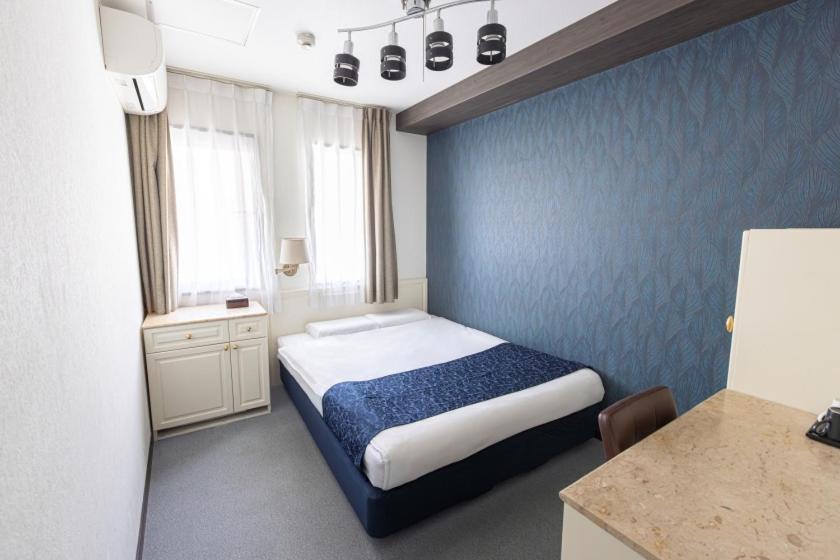 New Shinsaibashi Hotel 3*